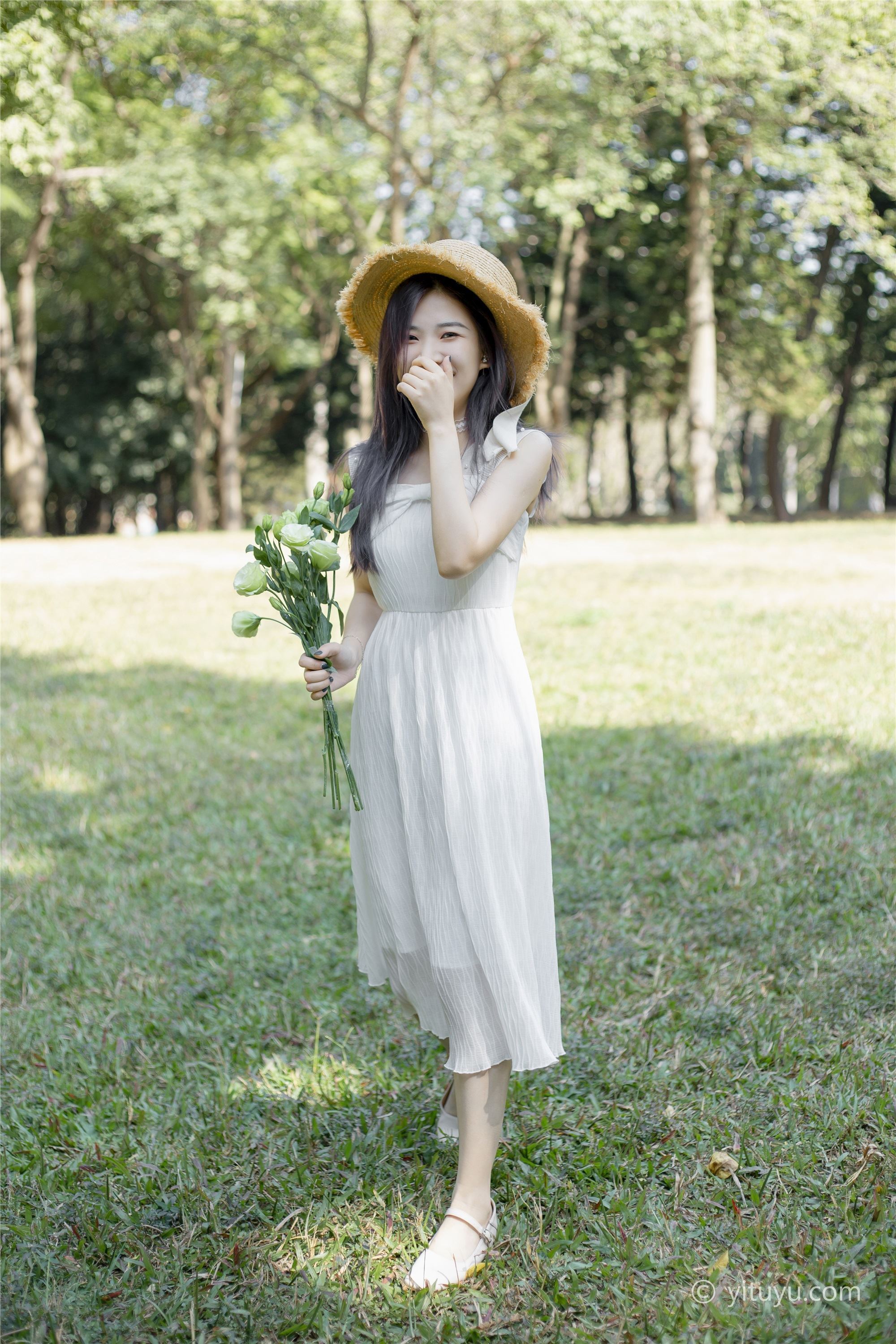 YITUYU艺图语  2021.06.07 清风淡花香